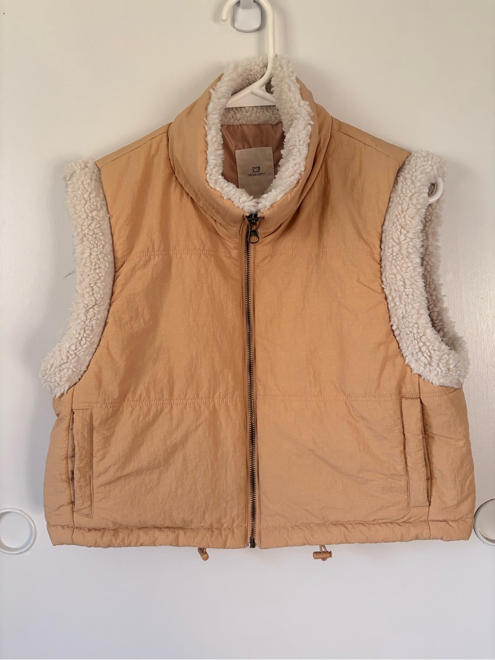 Thread +Supply Woman small Tan/Cream Puffer Cabincore Neutral Sherpa-Lined Vest